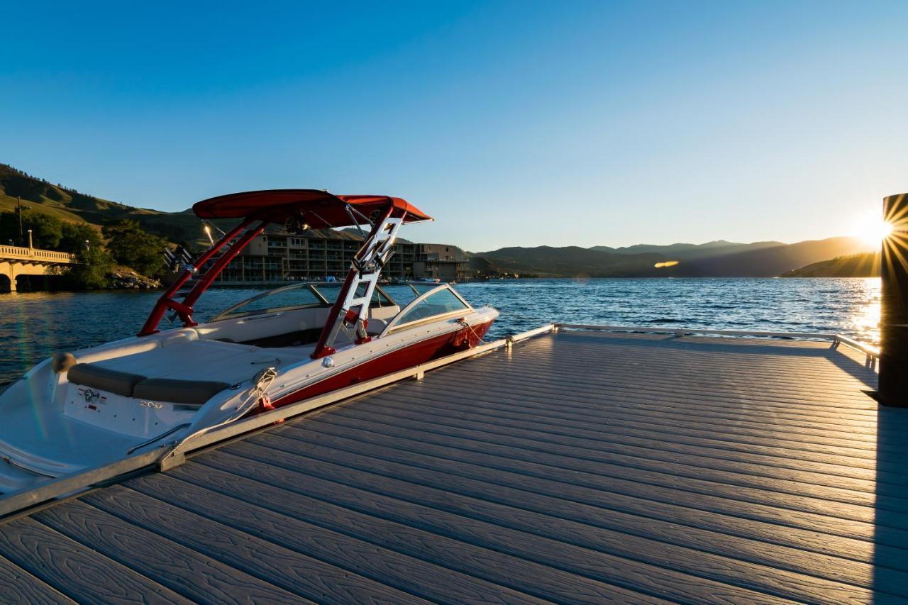 Chelan Resort Suites: Water Sunset Kültér fotó